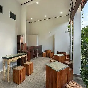 Aksari Villa Seminyak 3*,