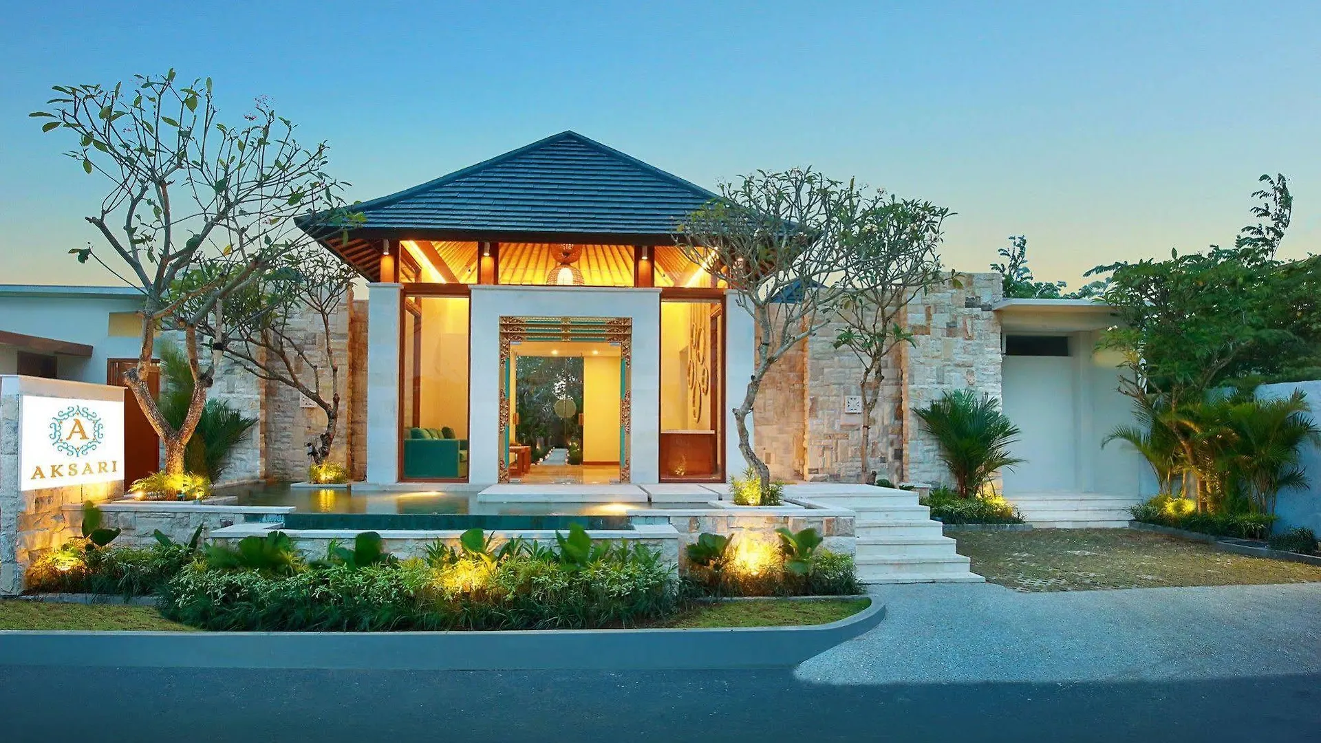 Aksari Villa Seminyak Hotel